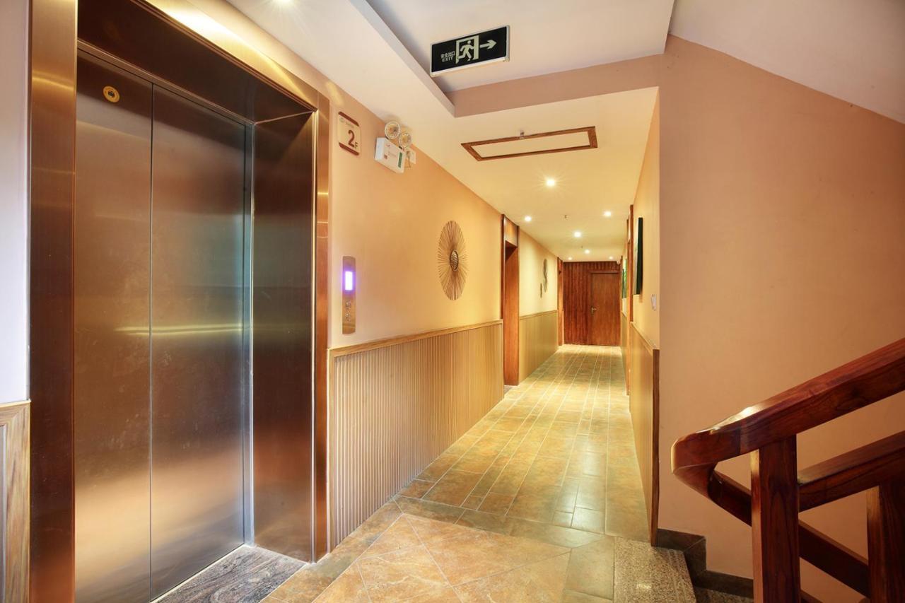 Blue Sky Hotel יאנג שואו מראה חיצוני תמונה